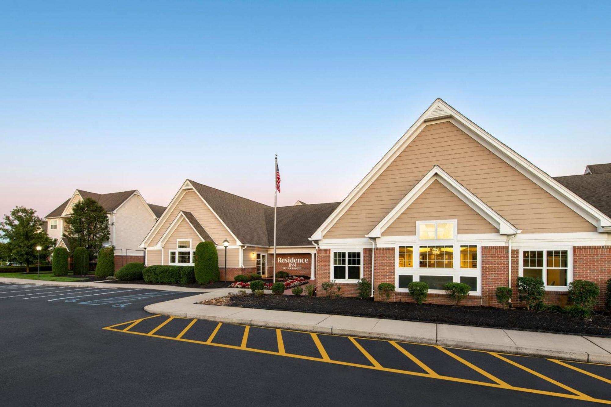 Residence Inn Mt. Laurel At Bishop'S Gate Mount Laurel Ngoại thất bức ảnh